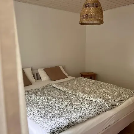 Am Kirschbaum * Hilpoltstein