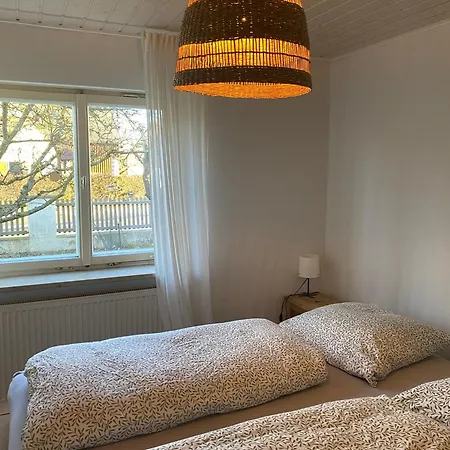 Apartment Am Kirschbaum *